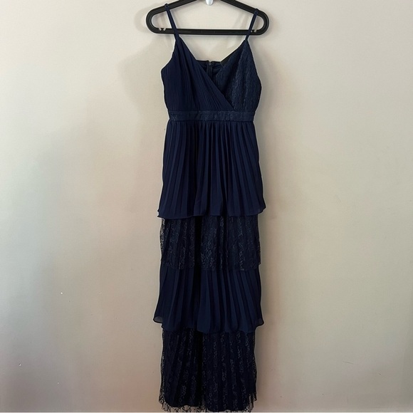 Lulu’s Date With a Daydream Pleated Lace Tiered Maxi Dress medium Navy blue - Picture 3 of 13